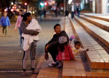 Migrantes venezolanos recurrieron a la mendicidad y prostitución
