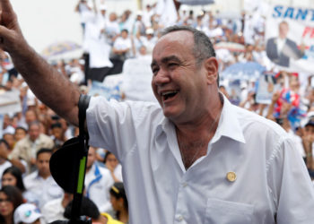 Giammattei gana elecciones presidenciales en Guatemala