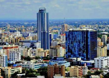FMI destaca dinamismo economía dominicana; mantiene observación crecimiento deuda pública
