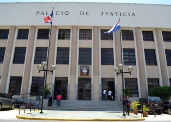 Cámara civil dispone cancelación notario por realizar embargos ilegales