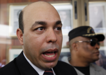 Dirigente PLD va al TSE por exclusión precandidatura presidencial