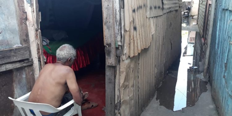 COE evacua zonas vulnerables GSD ante paso tormenta Dorian
