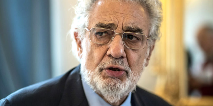Plácido Domingo señalado por acoso sexual