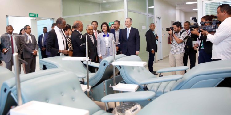 Vicepresidencia entrega Hemocentro resolverá déficit de sangre