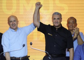 Domínguez Brito pasa apoyar proyecto presidencial Gonzalo Castillo
