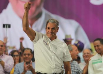 Dirigentes peledeístas se alinean en respaldo Gonzalo Castillo
