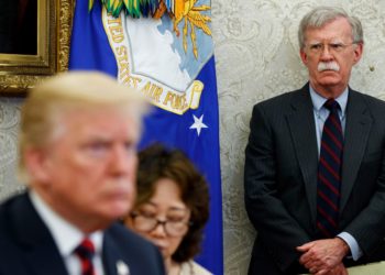 Trump despide a Bolton