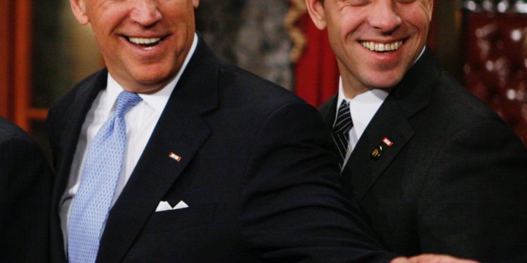 ¡Confirmado! Trump pidió presidente Ucrania investigara Biden