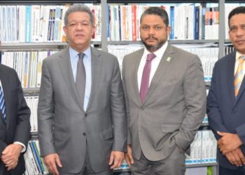Directivos PC se reúnen con LF; explican plan observación electoral primarias
