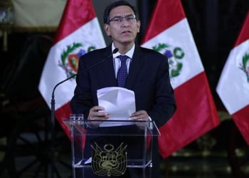 Presidente peruano disuelve Congreso y llama a elecciones parlamentarias