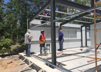 Ministerio de Educación da respuesta a déficit aulas en Barahona