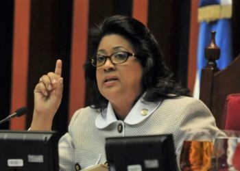 Senadora llama ciudadanía acceder medios de control prevenir cáncer
