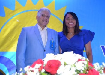 DXC proclama a periodista Diulka Pérez candidata a diputada en DN