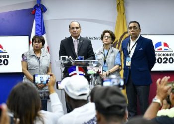 Presidente JCE responde a Leonel; niega haya problemas