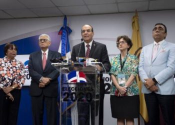Leonelista acusa JCE parcializarse con Gonzalo Castillo
