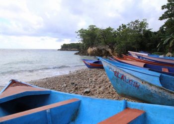 Presidente Medina apoya proyecto beneficiará 400 pescadores en María Trinidad Sánchez