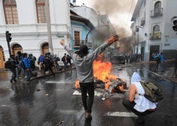 EEUU rechaza protestas violentas en Ecuador