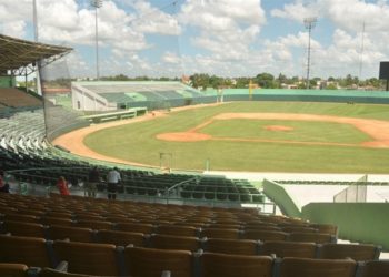 Senador Paliza deplora deterioro estadio José Briceño de Puerto Plata