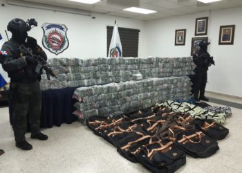 DNCD incautó 945 paquetes cocaína en Multimodal Caucedo
