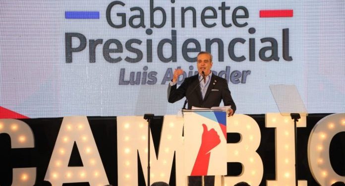 Abinader presenta lineamientos programa de gobierno del PRM