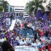 Danilo y Gonzalo encabezan marcha multitudinaria en GSD