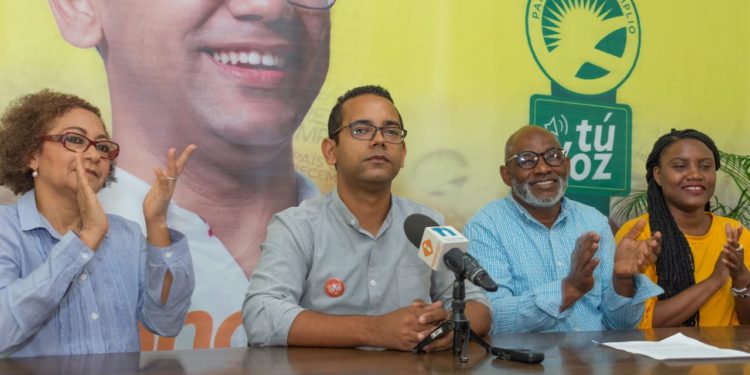 Frente Amplio asume candidatura Jhonatan Liriano a diputado SDE