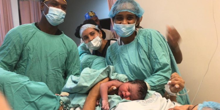 Nace primera bebé de 2020 en Hospital Materno Dr. Reynaldo Almánzar