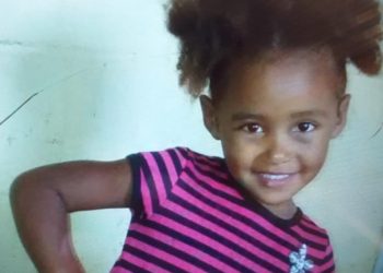 Director PN llama irresponsable madre de niña asesinada en Santiago