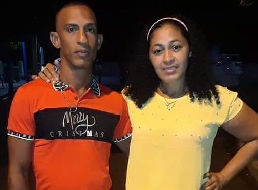 Iniciando año nuevo hombre mata mujer de 11 puñaladas en Nagua