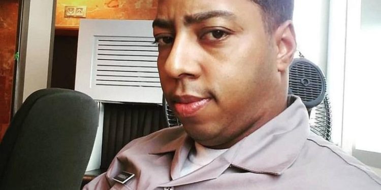 ¡Otro caso más! Raso PN asesina a balazos pareja en Los Mameyes