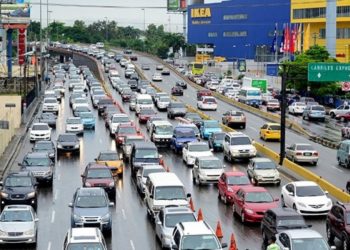 Leonel promete construir infraestructuras viales descongestionar tránsito