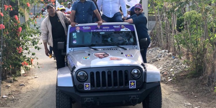 Cientos acompañan a Elvido Tavárez en cierre de campaña