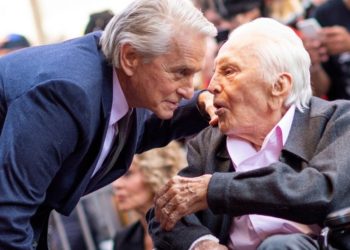 Fallece el patriarca de los Douglas a los 103 años