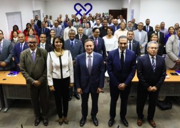 Capacitan fiscales en materia crímenes y delitos electorales