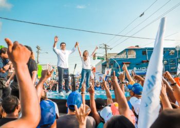 David Collado recorre la capital en apoyo Carolina Mejía