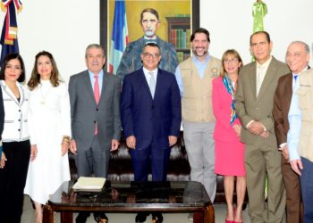 Jueces TSE recibe jefe misión observadores OEA