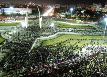 Continúan protestas contra miembros JCE por suspensión elecciones