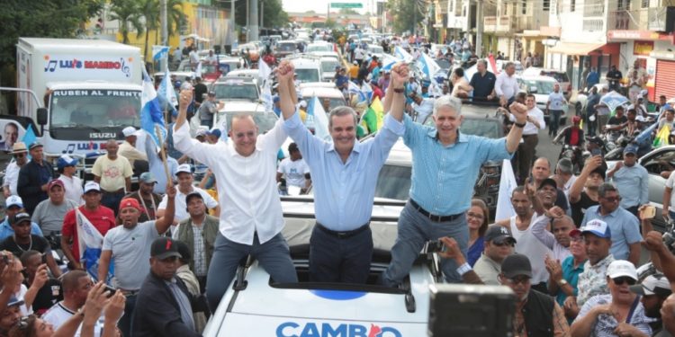 Abinader vaticina nominados municipales ganarán comicios en Cibao