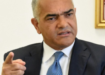 Carlos Gabriel García renuncia del PRD