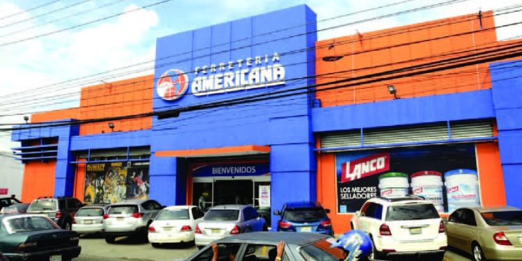 Ferreteria Americana suspende contratos a empleados