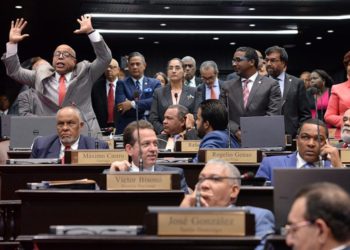 Diputados prorrogan por 17 días estado de emergencia