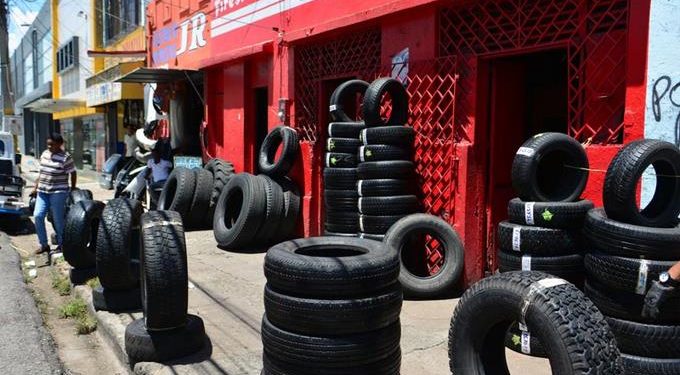 Vendedores gomas piden autoridades permitan reabrir sus negocios