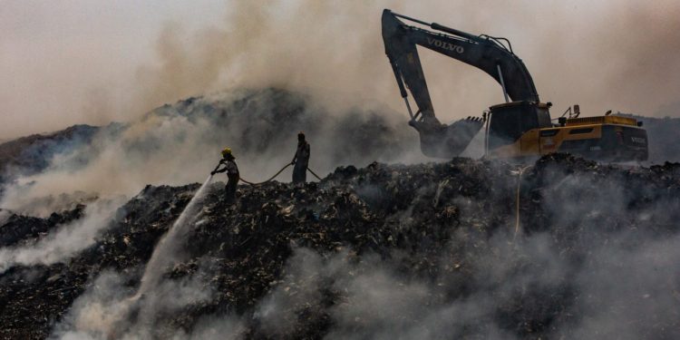 Ministro Obras Públicas: «Fuego en Duquesa está controlado»