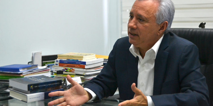 Taveras Guzmán exige Gobierno facilite acceso mascarillas y pruebas