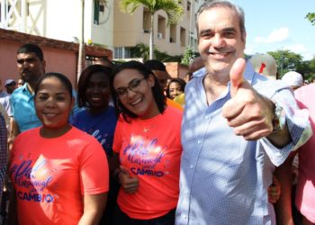 Luis Abinader: Mujer, no es que mereces el cambio, ¡Eres el Cambio!