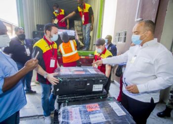 JCE inicia traslado 1,070 valijas electorales a las circunscripciones del exterior