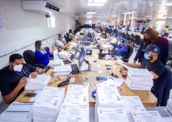 JCE concluye impresión padrón local elecciones 5 de julio