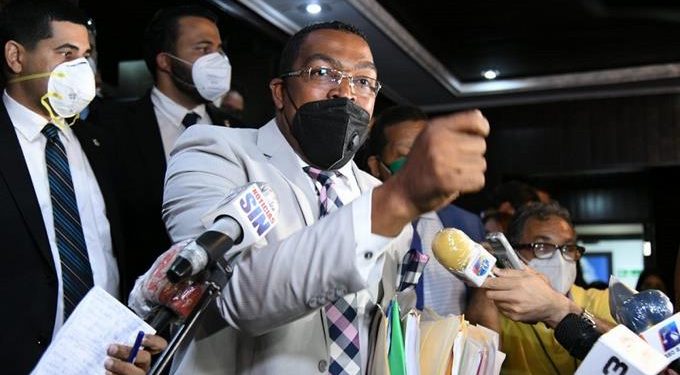 Diputado Botello denuncia legisladores opositores se venden al gobierno aprobar estado emergencia
