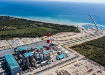 Gobierno deja en operación Punta Catalina