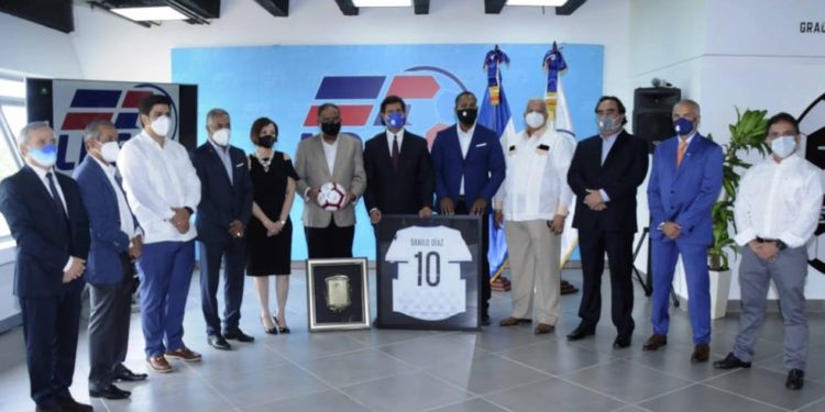 LDF reconoce ministro Deportes